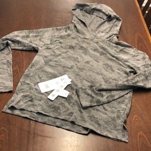 NWT RBX active hooded long sleeve tee